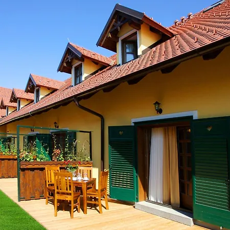 Strk Hotel 4*