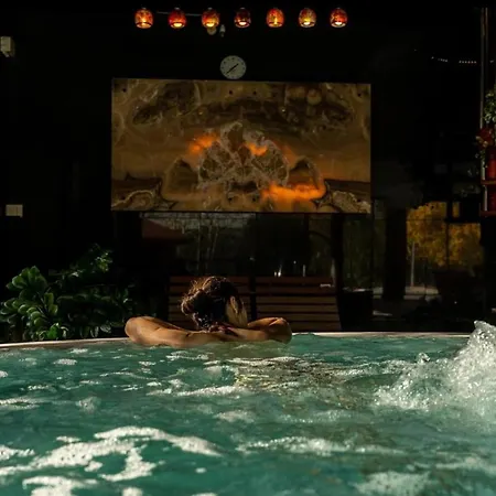 Strk Hotel 4*
